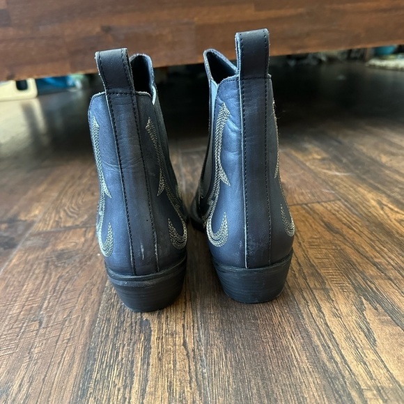 Free People | Boots Wayward Black Embroidered Western Booties - Picture 11 of 14